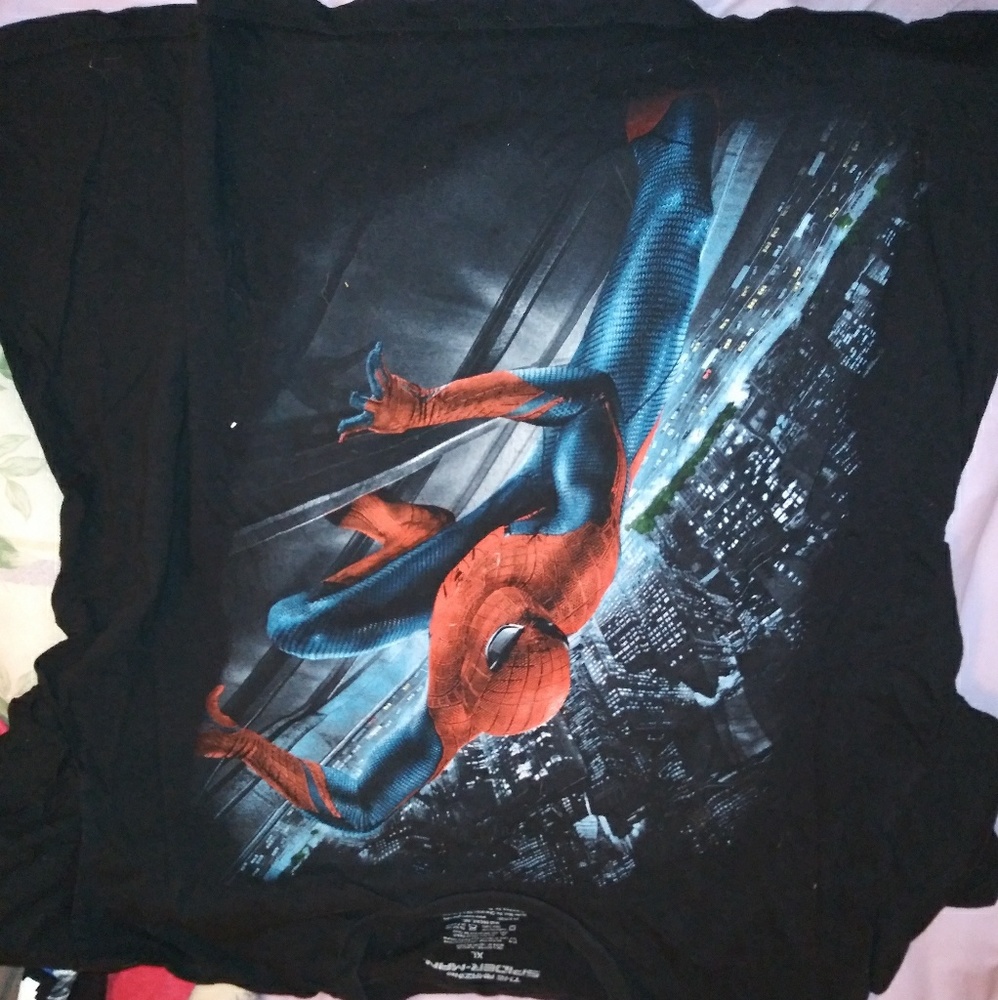 Spiderman tee shirt